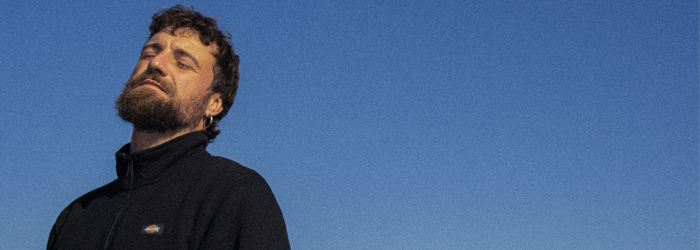 LUIS FERCÁN PUBLICA “CRISTALES”, PRODUCIDO POR NACHO MUR. UN HIMNO FOLK PARA AVANZAR SU NUEVO DISCO