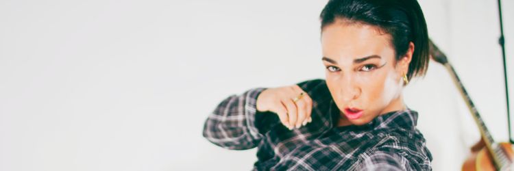 LA PERRA BLANCO PRESENTA «NUMBER ONE FOOL», PRIMER ADELANTO DE LOVERS & FEARS, SU NUEVO DISCO PRODUCIDO POR JIMMY SUTTON